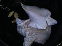 自制卤水猪耳朵做法图解4)
