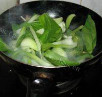 香飘的香菇炒油菜做法图解8)