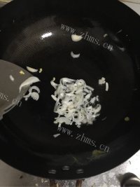 自制西葫芦炒鸡蛋做法图解10)