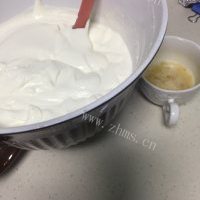 美味酸奶火龙果奶油慕斯的做法图解二