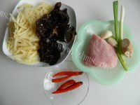 香喷喷的鱼香肉丝做法图解1)