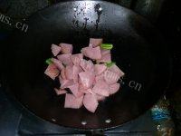 口感饱满的水煮羊肉片做法图解6)