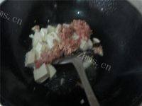 家常菜肉末烧豆腐做法图解5)