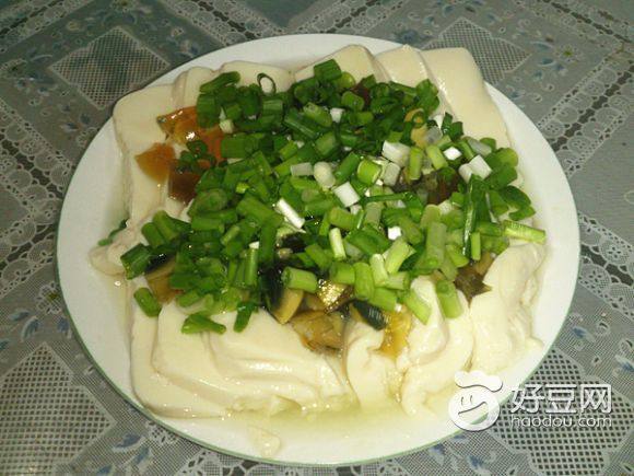 香葱皮蛋拌豆腐
