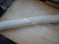 简易的肉卷做法图解9)
