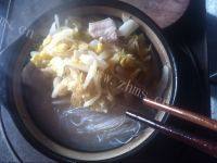 酸菜汆白肉自制做法图解8)