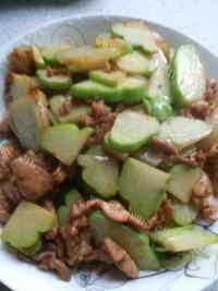 家常菜佛手瓜炒肉片