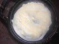 自制鸡蛋卷饼做法图解4)
