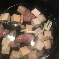 营养的海带豆腐排骨汤的做法图解三
