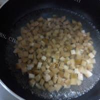 芥菜疙瘩炒肉丁的做法图解五
