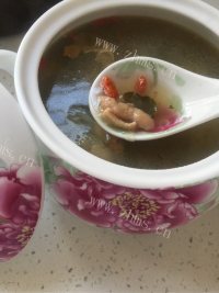 营养的滋补茶香鸡汤做法图解7)