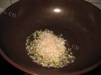 美味的炒洋白菜做法图解5)