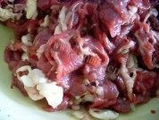 家常菜圆葱炒牛肉做法图解1)