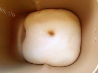 自制肉松小餐包做法图解6)