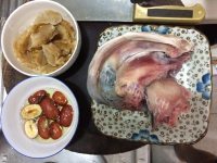 美味佳肴川芎天麻鱼头煲做法图解1)