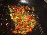绿色食物小炒肉做法图解9)