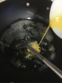爽口的紫菜蛋花汤做法图解7)