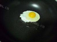 营养美食之煎鸡蛋做法图解2)