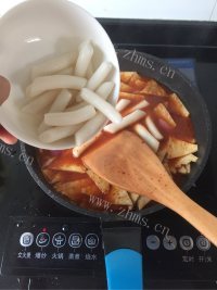 香喷喷的辣炒年糕做法图解6)
