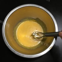 香喷喷的迷你夹心松饼做法图解4)