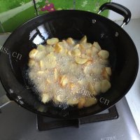 香甜的奇台糖洋芋做法图解4)