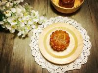 美味乌豆沙蛋黄广式月饼做法图解14)