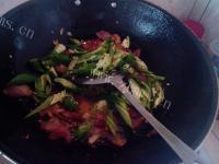 家常菜青椒炒腊肉做法图解10)