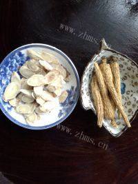 美味的花旗参鸡汤做法图解1)