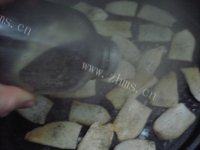 家常菜黑椒煎杏鲍菇做法图解5)
