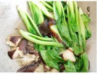 家常菜香菇菜胆