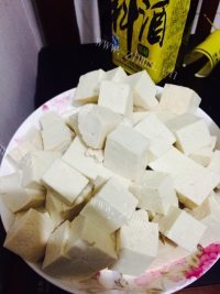 美味的鲫鱼豆腐汤做法图解2)