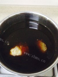 美味佳肴般的秋梨膏做法图解5)