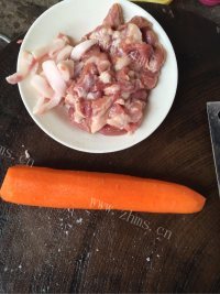 美味的红萝卜炒肉做法图解1)