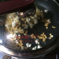 喷香的奶油爆米花做法图解5)