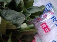 简易的菠菜炒粉丝做法图解1)