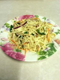 家常菜凉拌干豆腐丝