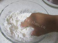 自制豆沙冰皮月饼做法图解3)