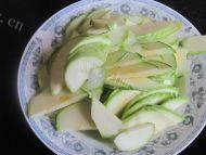 家常菜番茄炒西葫芦做法图解1)