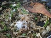 炒饺子皮做法图解8)