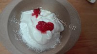 好吃草莓味酸奶小溶豆做法图解1)