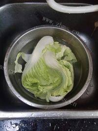 家常菜白菜炖粉条做法图解3)
