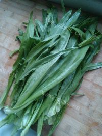 家常菜蒜蓉油麦菜做法图解1)