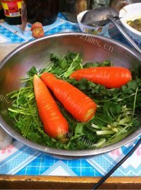 家常煎胡萝卜丸子做法图解1)