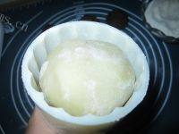 自制红豆冰皮月饼做法图解11)
