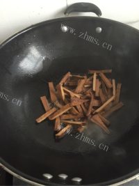 家常菜韭菜炒豆干做法图解4)