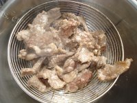 美味的杭椒牛柳做法图解5)
