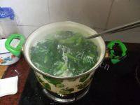 美味的咸蛋芥菜汤做法图解7)