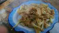 特色美食花菜炒肉做法图解3)