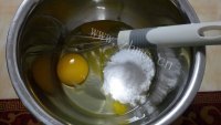 自制蛋糕甜甜圈做法图解1)