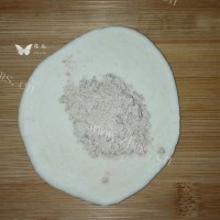 美味的红糖空心烧饼做法图解7)